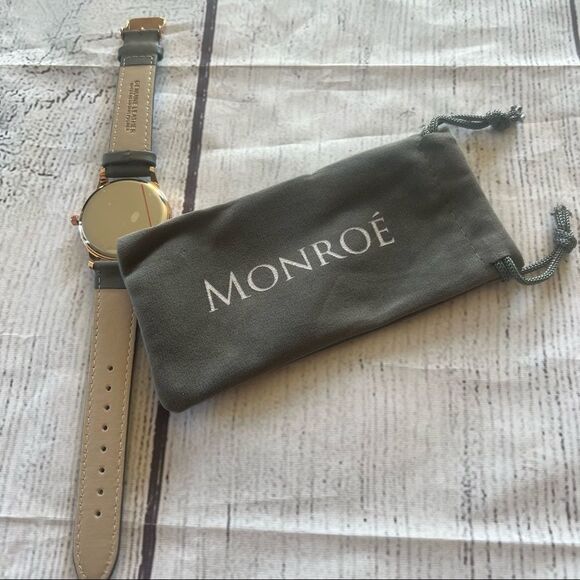 Monroe Classique Womens Leather Band Water Resistant Watch Brand New - Picture 3 of 7
